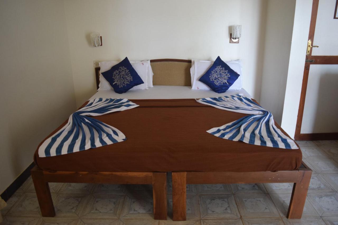Bribon Guest House كالانغيُت المظهر الخارجي الصورة