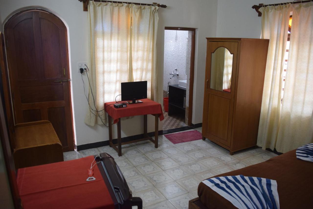 Bribon Guest House كالانغيُت المظهر الخارجي الصورة